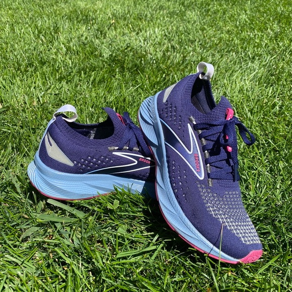 Brooks stealthfit levitate 6, size 7! - Picture 4 of 4